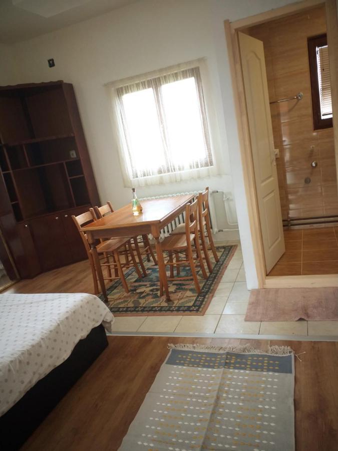 Apartman Milica Kremna Luaran gambar