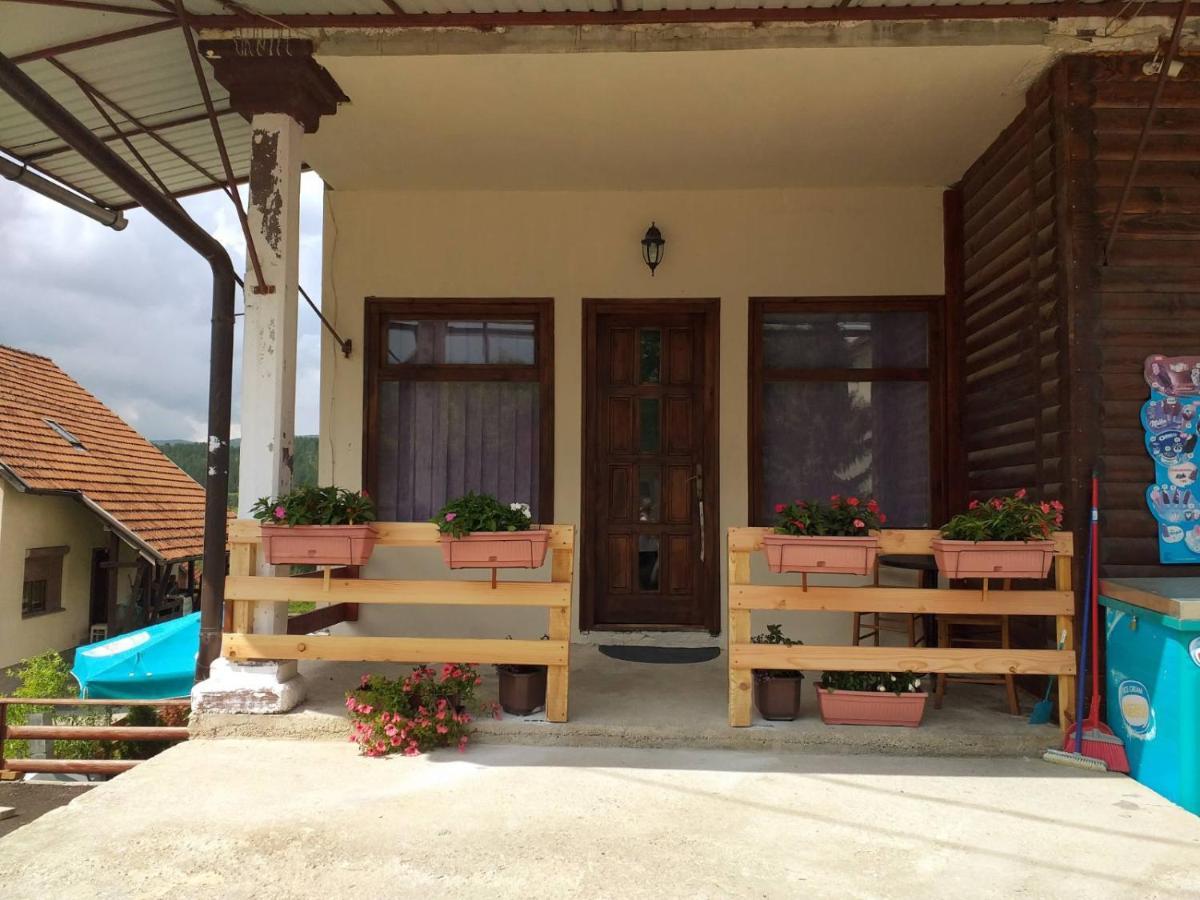 Apartman Milica Kremna Luaran gambar