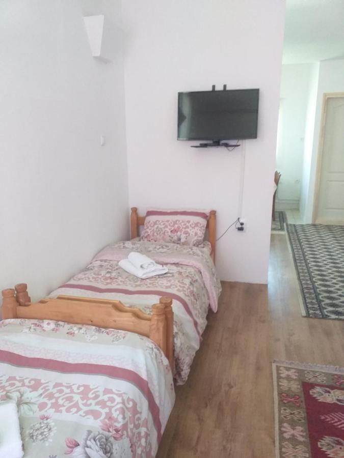Apartman Milica Kremna Luaran gambar