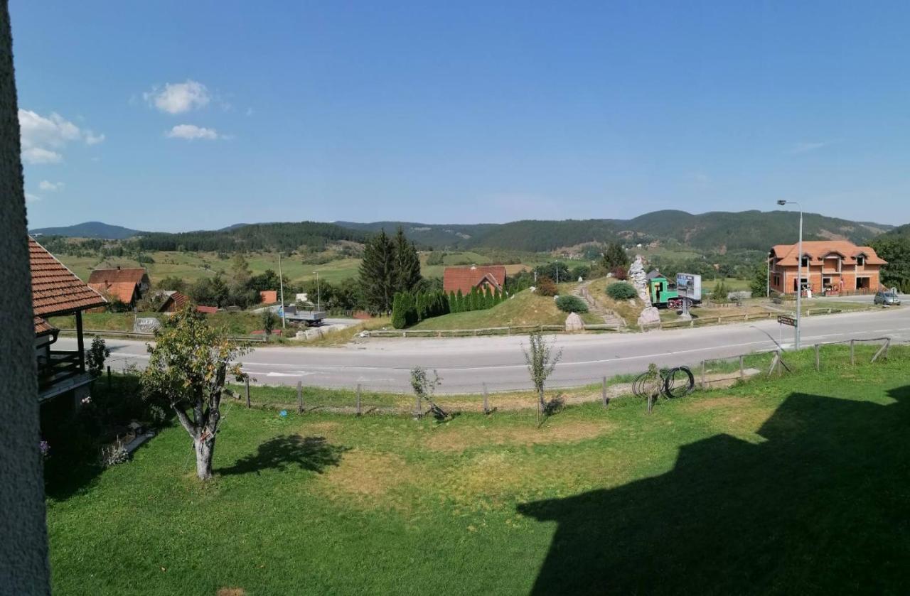 Apartman Milica Kremna Luaran gambar